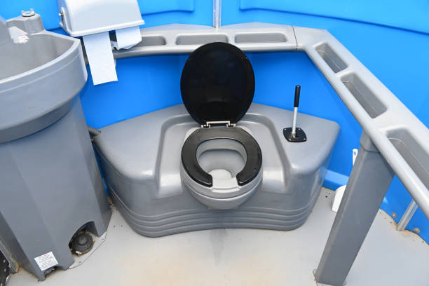 Portable Toilet Options We Offer in Whitmore Lake, MI